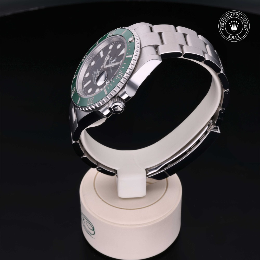 rolex-certified-pre-owned-Submariner Date-41 mm-Oystersteel-2021-M126610LV-0002