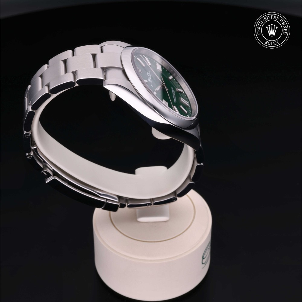 rolex-certified-pre-owned-Oyster Perpetual-41 mm-Oystersteel-2020-M124300-0005
