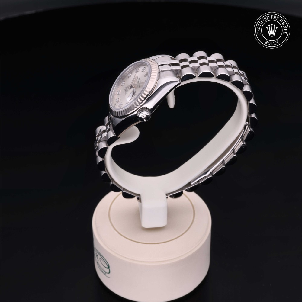 rolex-certified-pre-owned-Lady-Datejust-26 mm-White Rolesor-2011-M179174-0031