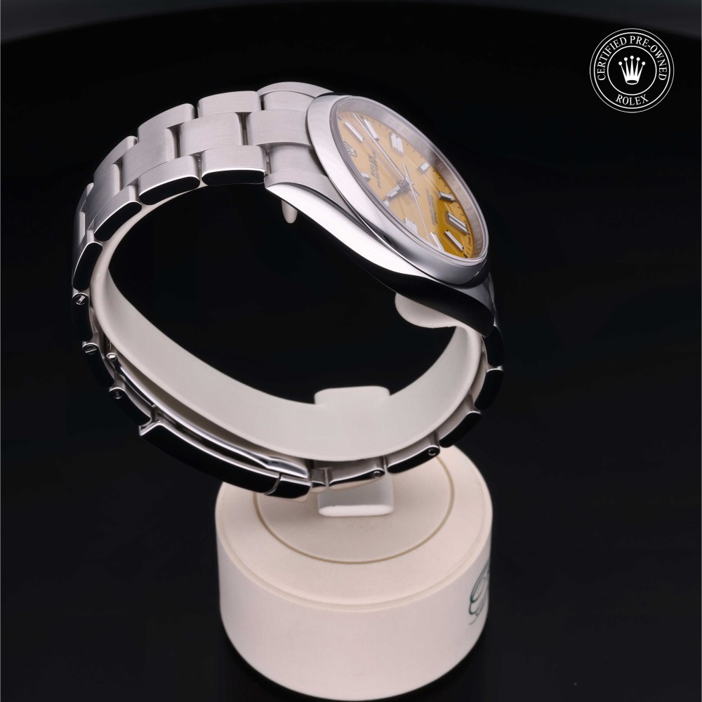 rolex-certified-pre-owned-Oyster Perpetual-41 mm-Oystersteel-2021-M124300-0004