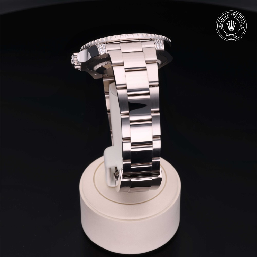 rolex-certified-pre-owned-Submariner Date-40 mm-18ct White Gold-2020-M116659SABR-0001