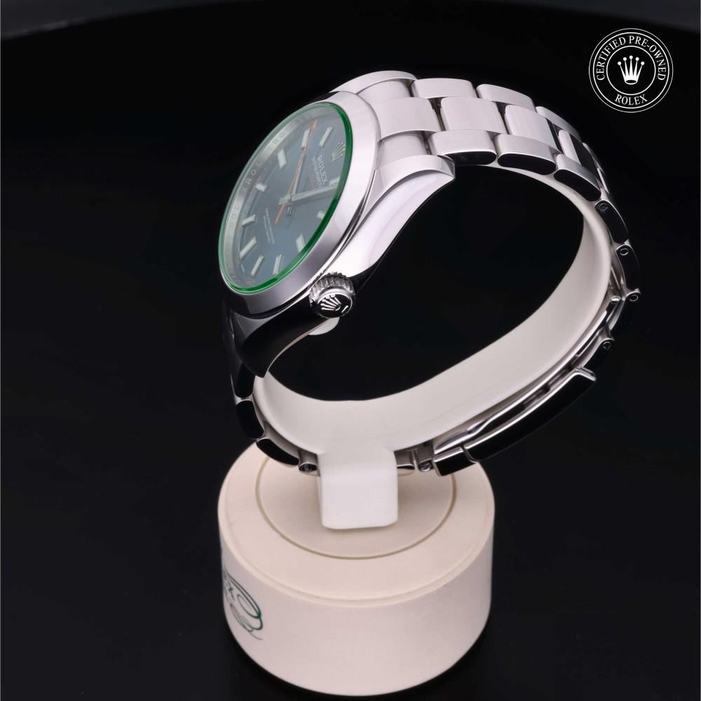 rolex-certified-pre-owned-Milgauss-40 mm-Oystersteel-2015-M116400GV-0002