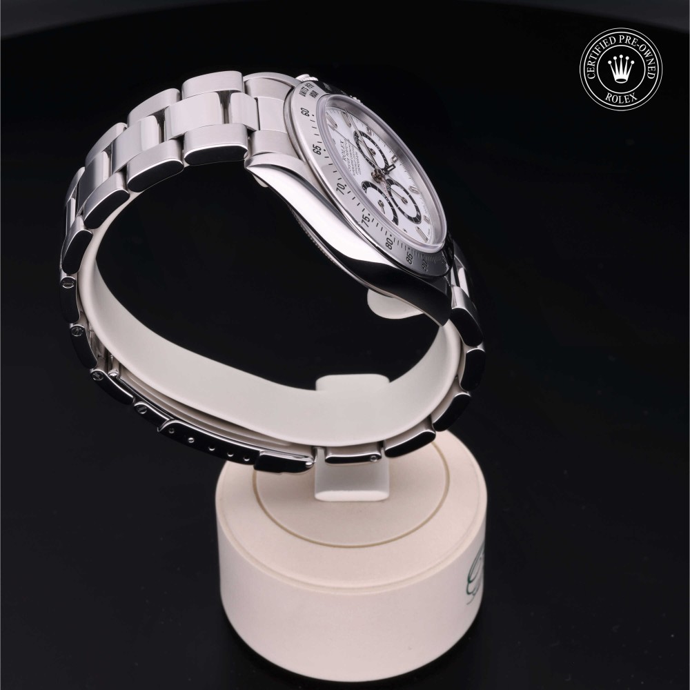 rolex-certified-pre-owned-Cosmograph Daytona-40 mm-Oystersteel-1997-M16520-0001
