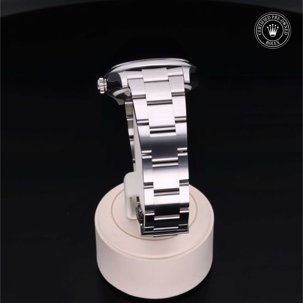 rolex-certified-pre-owned-Oyster Perpetual-36 mm-Oystersteel-2022-M126000-0007