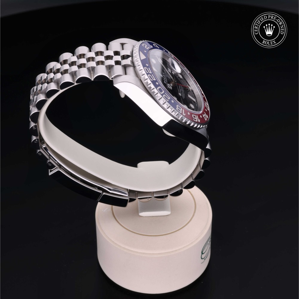 rolex-certified-pre-owned-GMT-Master II-40 mm-Oystersteel-2021-M126710BLRO-0001