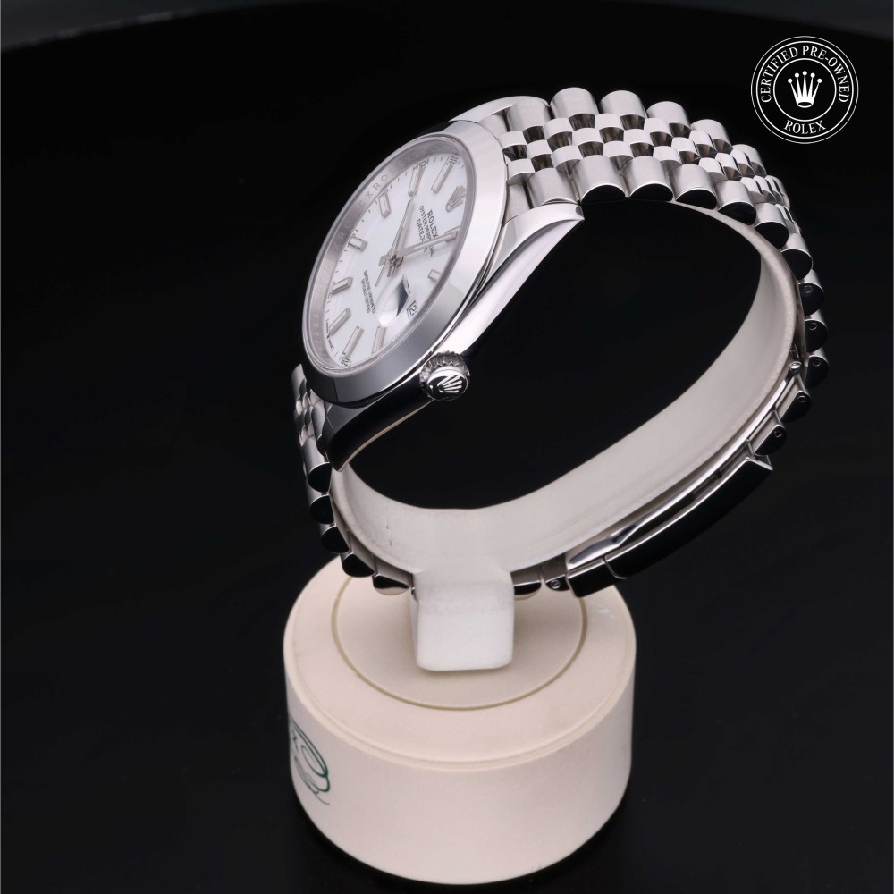 rolex-certified-pre-owned-Datejust-41 mm-Oystersteel-2021-M126300-0005