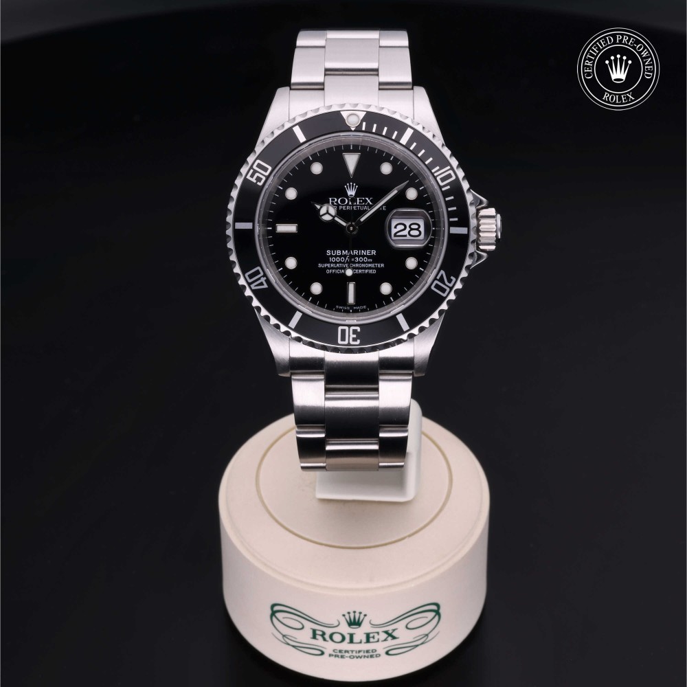rolex-certified-pre-owned-Submariner Date-40 mm-Oystersteel-2005-M16610-0006