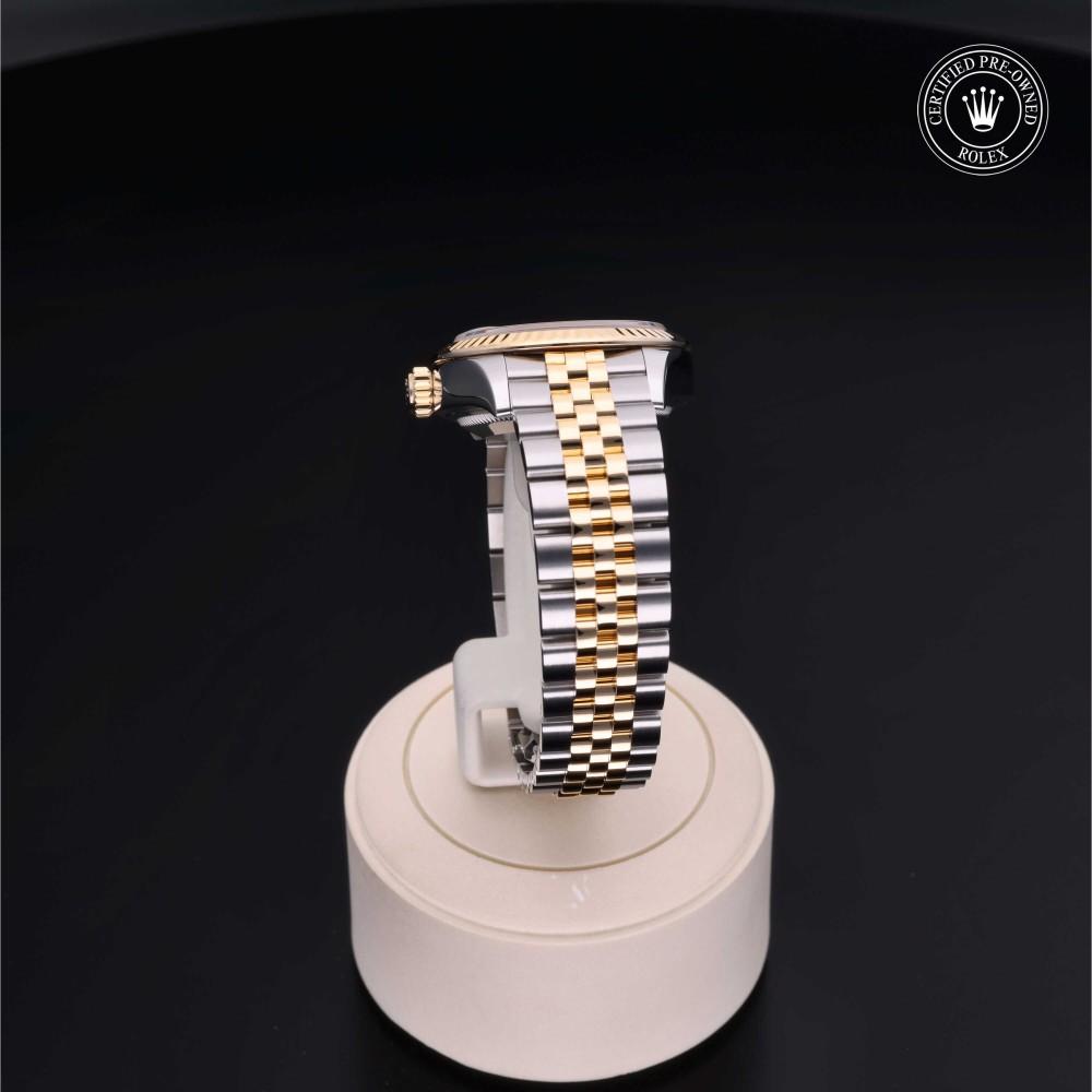 rolex-certified-pre-owned-Lady-Datejust-28 mm-Yellow Rolesor-2021-M279173-0021