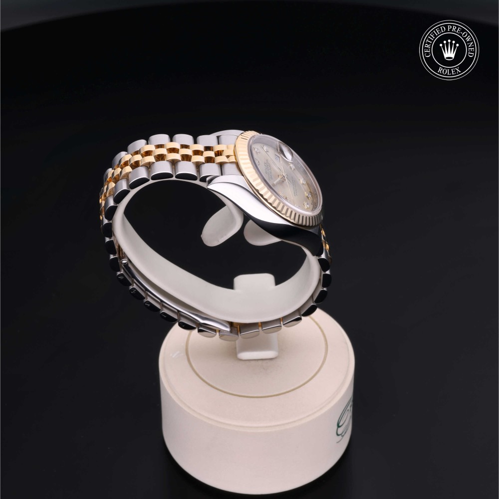 rolex-certified-pre-owned-Lady-Datejust-28 mm-Yellow Rolesor-2021-M279173-0021