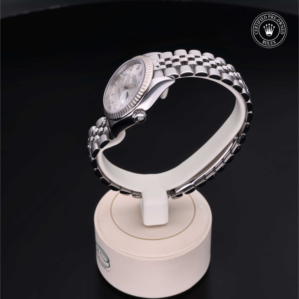 rolex-certified-pre-owned-Lady-Datejust-28 mm-White Rolesor-2021-M279174-0021