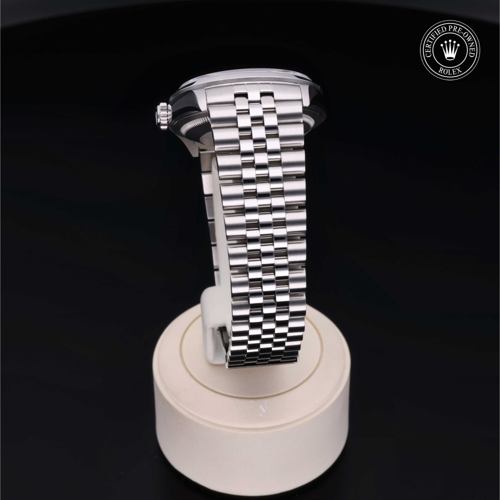 rolex-certified-pre-owned-Datejust-36 mm-Oystersteel-2005-M16200-0016