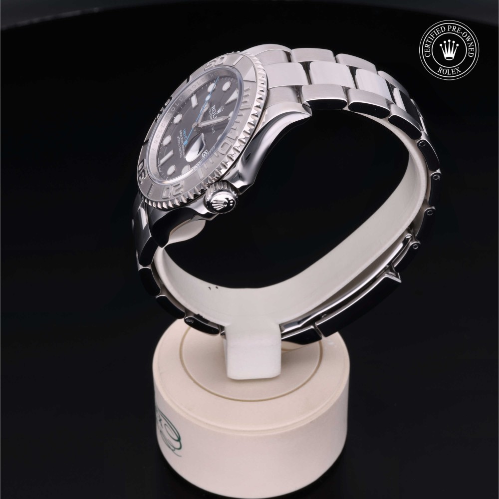 rolex-certified-pre-owned-Yacht-Master-40 mm-Rolesium-2020-M126622-0001