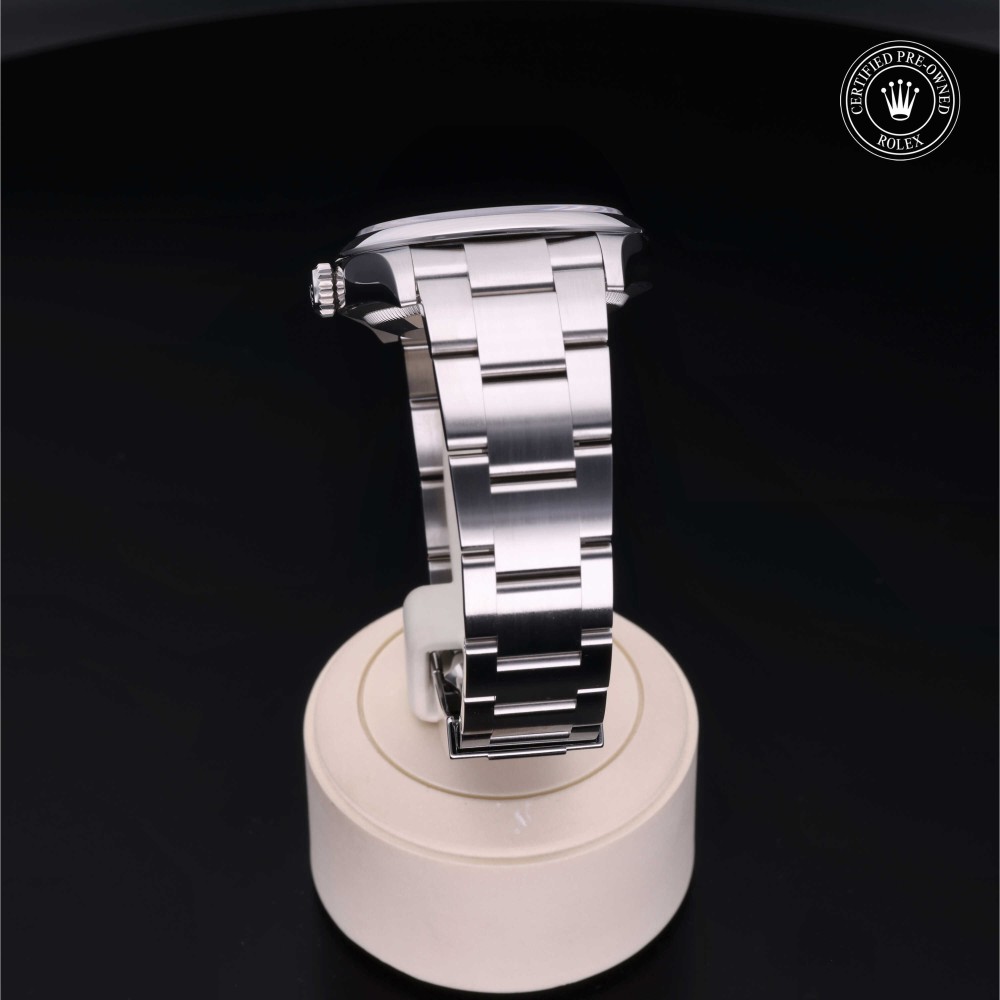 rolex-certified-pre-owned-Oyster Perpetual-36 mm-Oystersteel-2022-M126000-0006