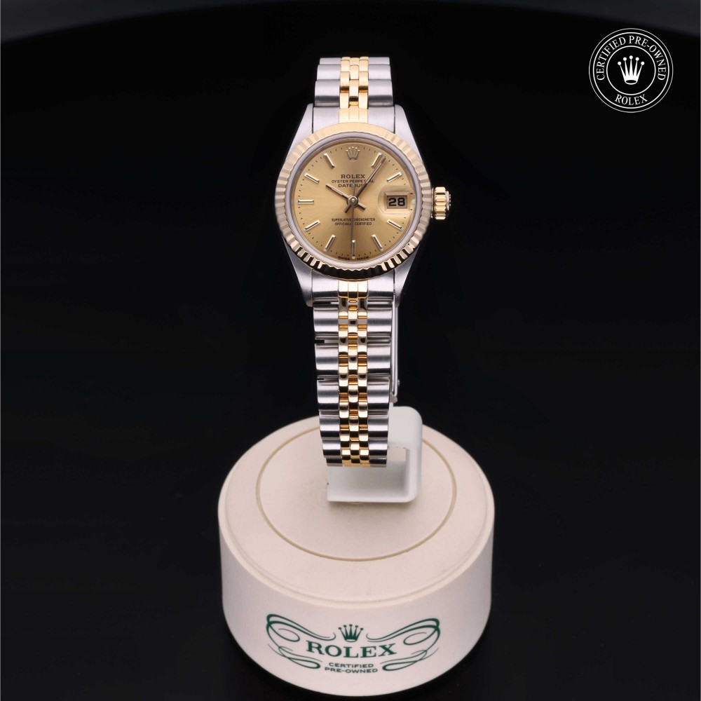 rolex-certified-pre-owned-Lady-Datejust-26 mm-Yellow Rolesor-1988-69173