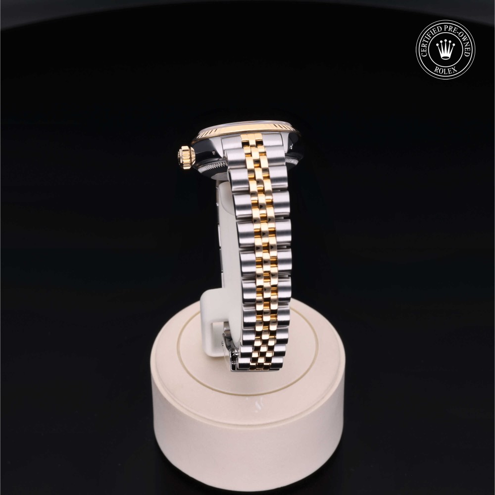 rolex-certified-pre-owned-Lady-Datejust-26 mm-Yellow Rolesor-1988-69173