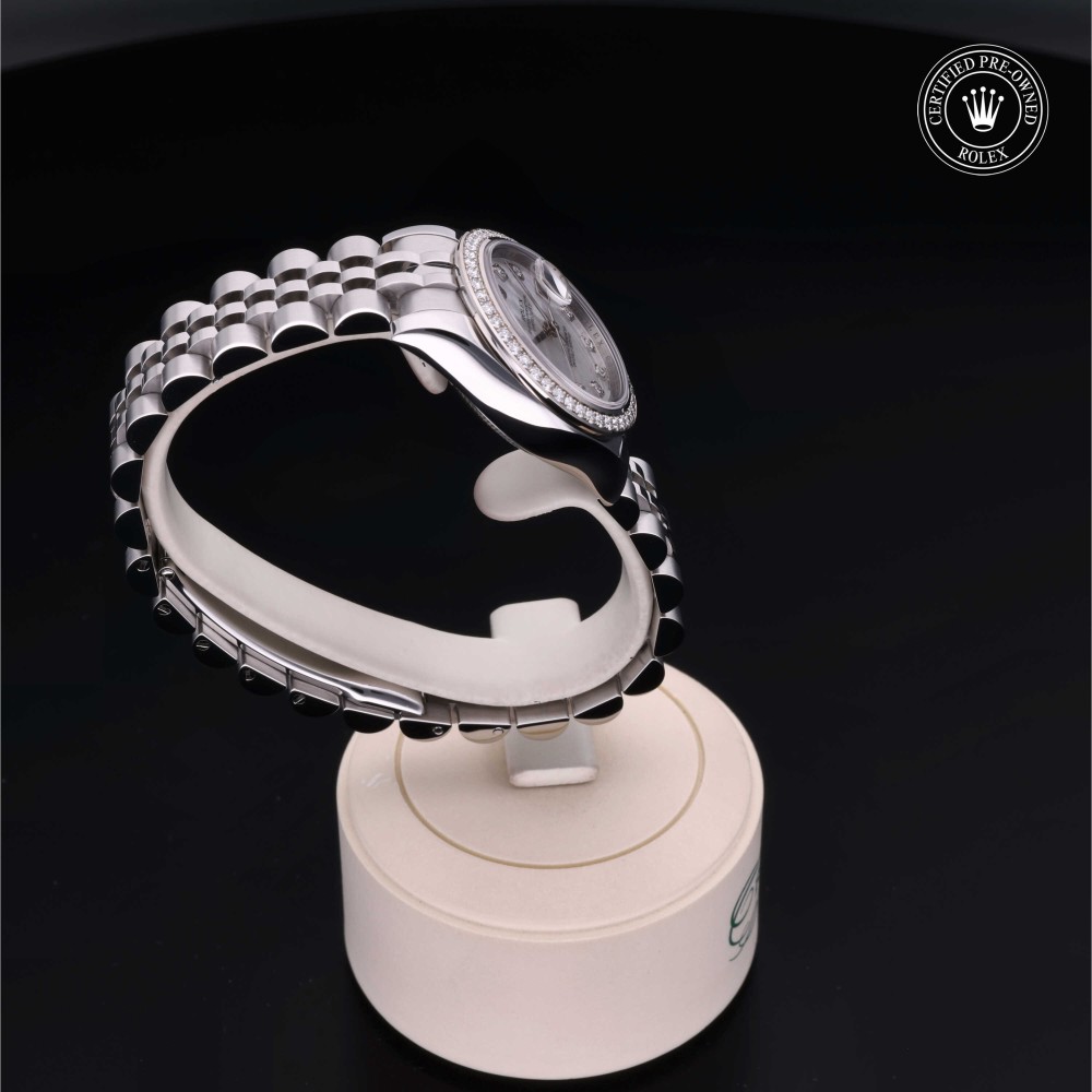 rolex-certified-pre-owned-Lady-Datejust-26 mm-White Rolesor-2011-M179384-0004