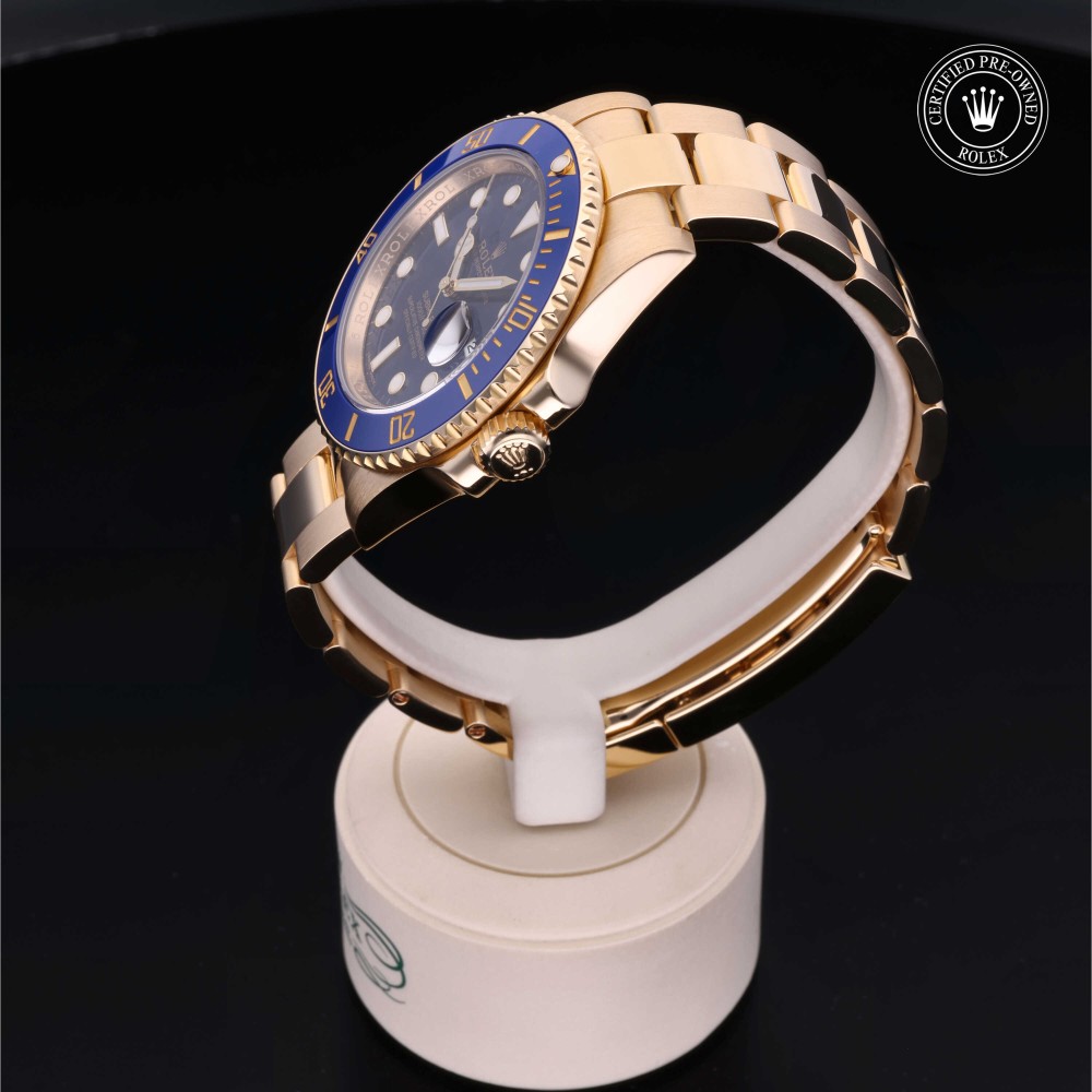 rolex-certified-pre-owned-Submariner Date-40 mm-18ct Yellow Gold-2019-M116618LB-0003
