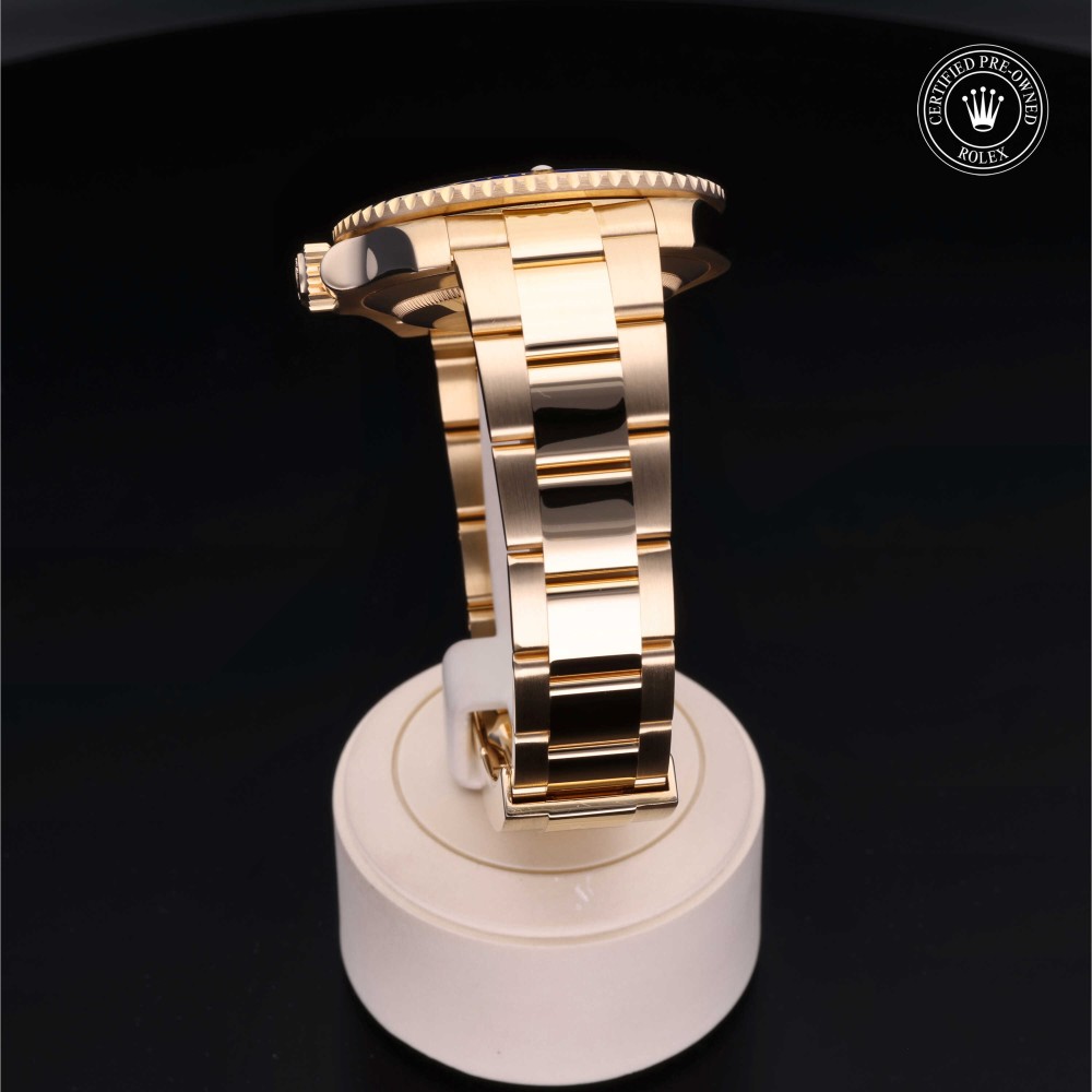 rolex-certified-pre-owned-Submariner Date-40 mm-18ct Yellow Gold-2019-M116618LB-0003