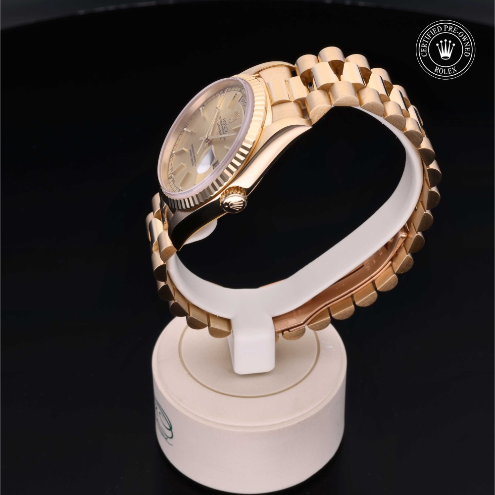rolex-certified-pre-owned-Day-Date-36 mm-18ct Yellow Gold-2000-M18238-0007
