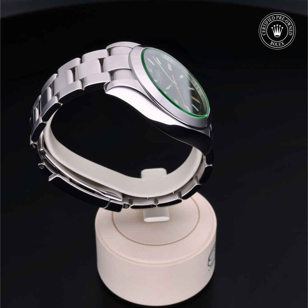 rolex-certified-pre-owned-Milgauss-40 mm-Oystersteel-2008-M116400GV-0001