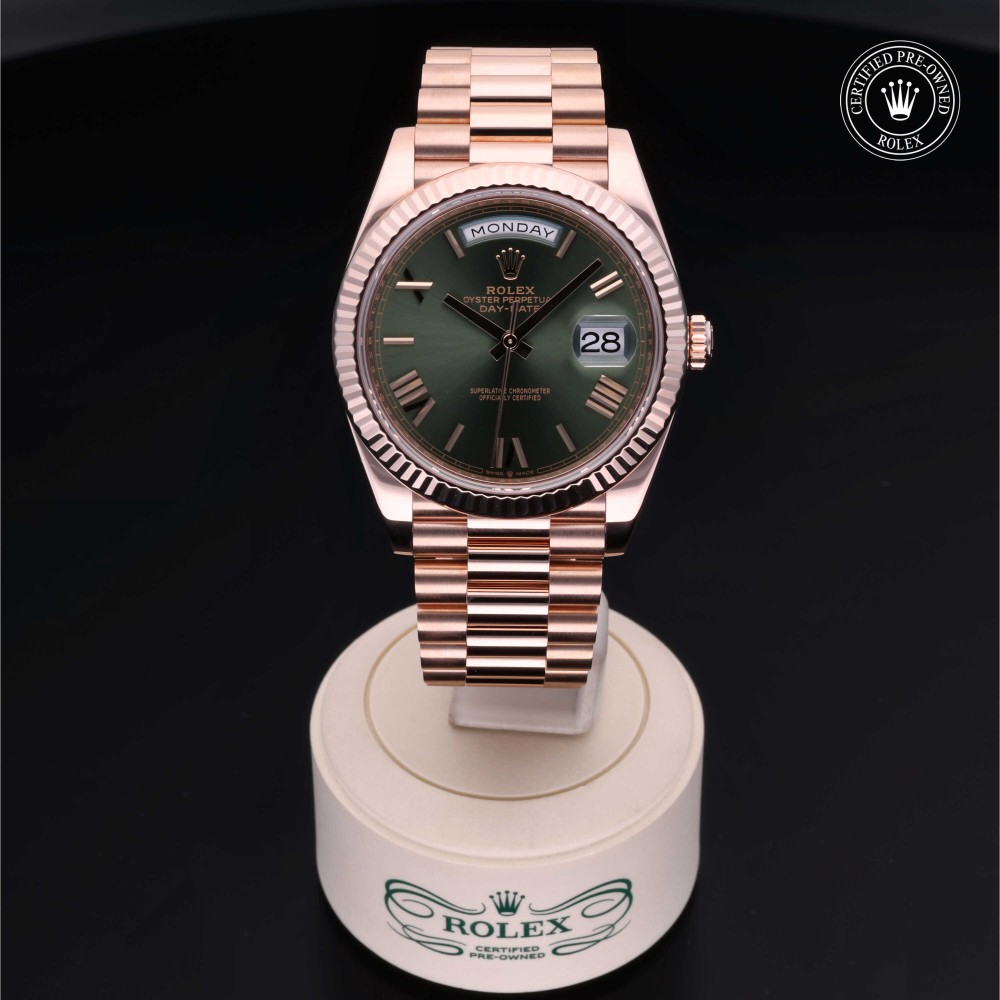 rolex-certified-pre-owned-Day-Date-40 mm-18ct Everose Gold-2021-M228235-0025