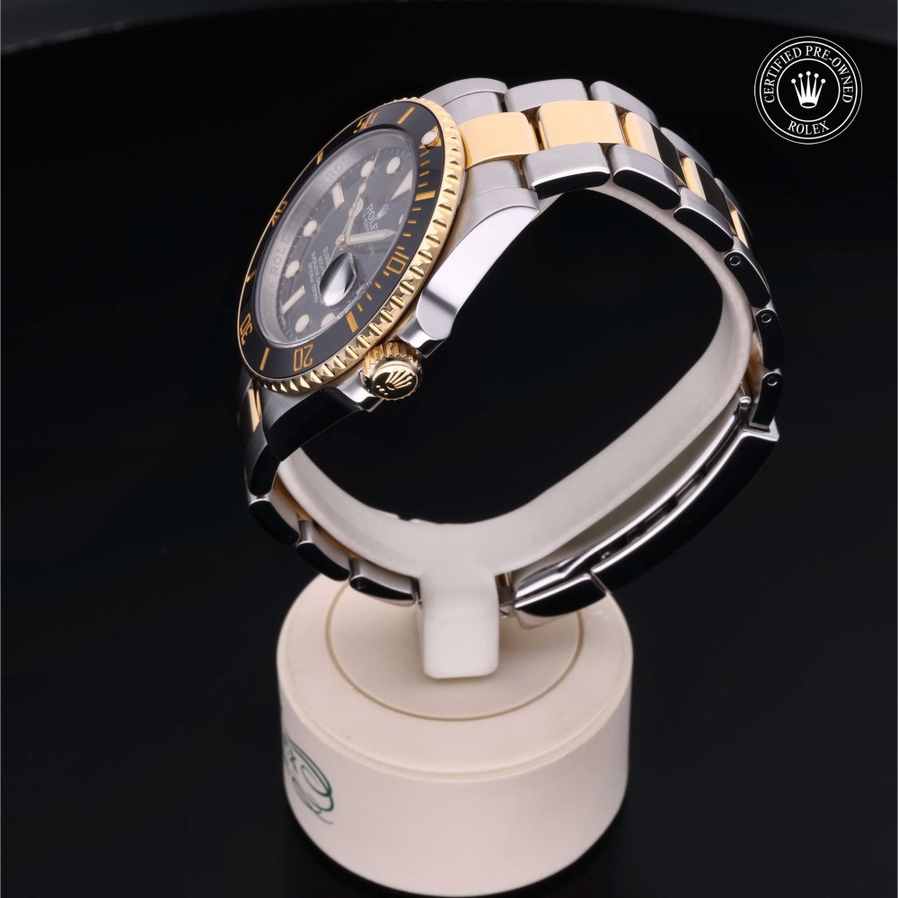 rolex-certified-pre-owned-Submariner Date-40 mm-Yellow Rolesor-2012-M116613LN-0001