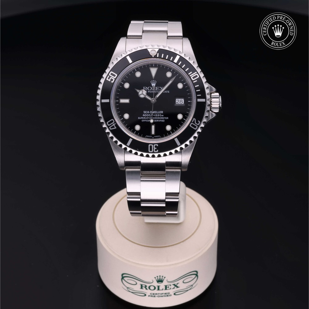 rolex-certified-pre-owned-Sea-Dweller-40 mm-Oystersteel-2002-M16600-0003
