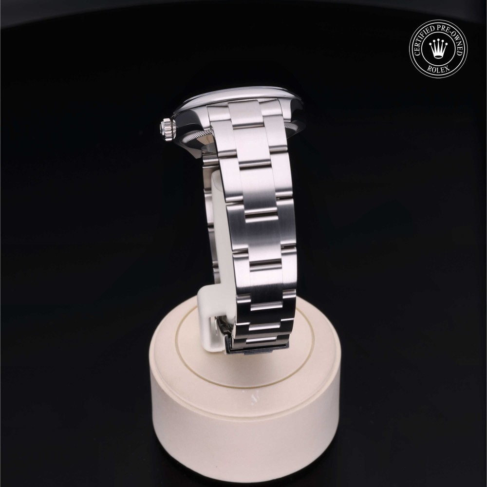 rolex-certified-pre-owned-Oyster Perpetual-31 mm-Oystersteel-2017-M177200-0015