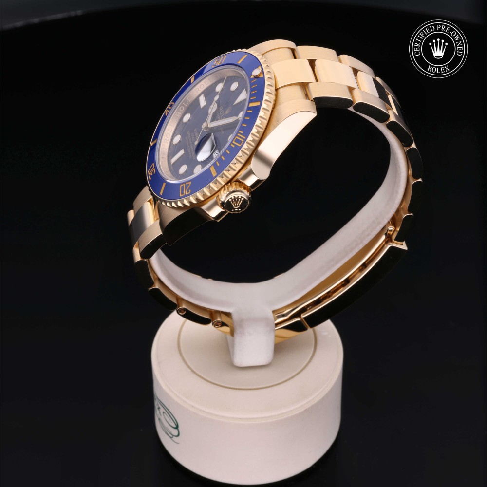 rolex-certified-pre-owned-Submariner Date-40 mm-18ct Yellow Gold-2019-M116618LB-0003