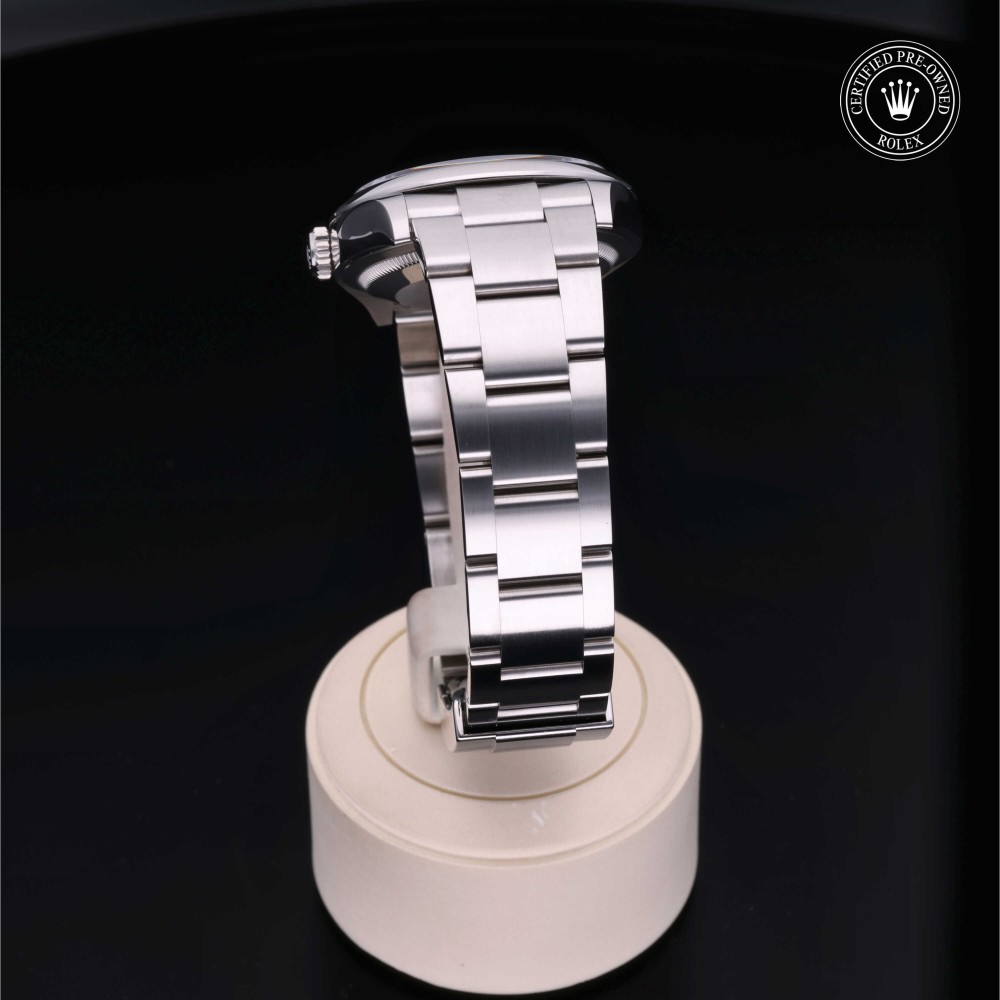rolex-certified-pre-owned-Oyster Perpetual-36 mm-Oystersteel-2022-M126000-0005