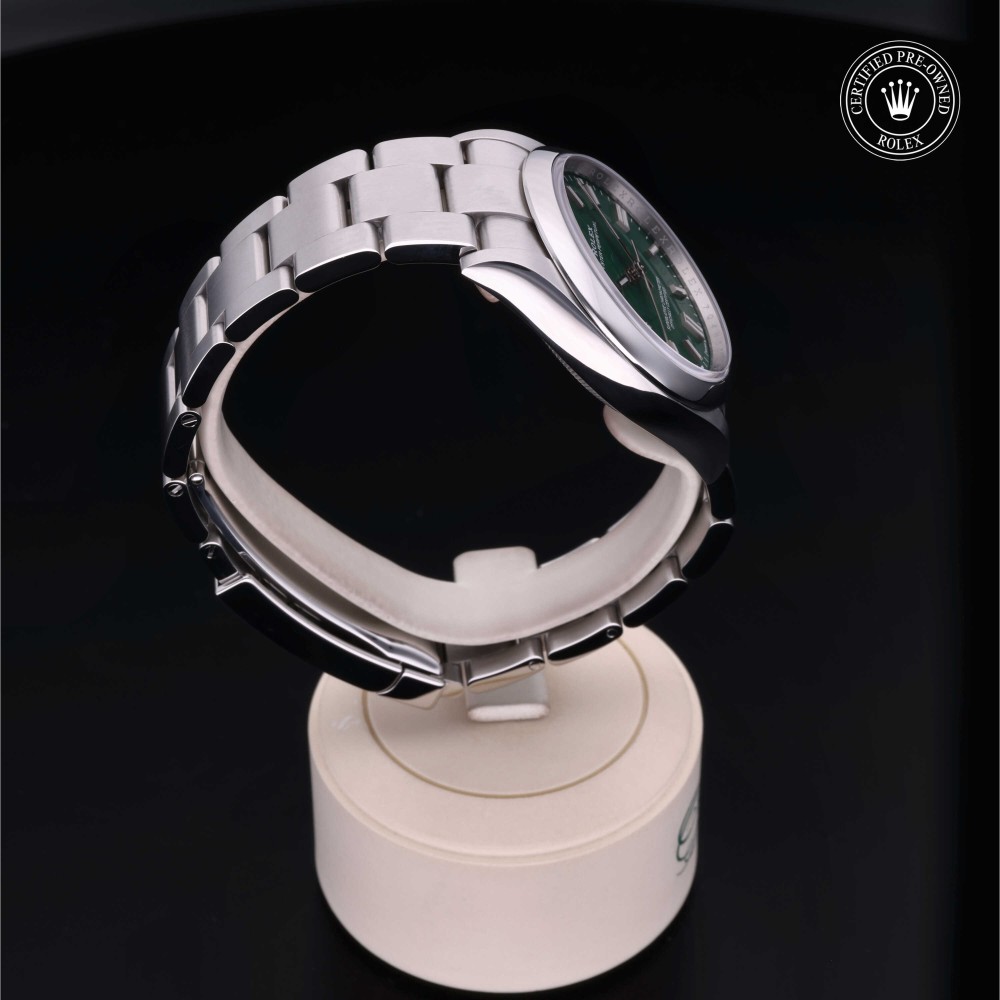 rolex-certified-pre-owned-Oyster Perpetual-36 mm-Oystersteel-2022-M126000-0005