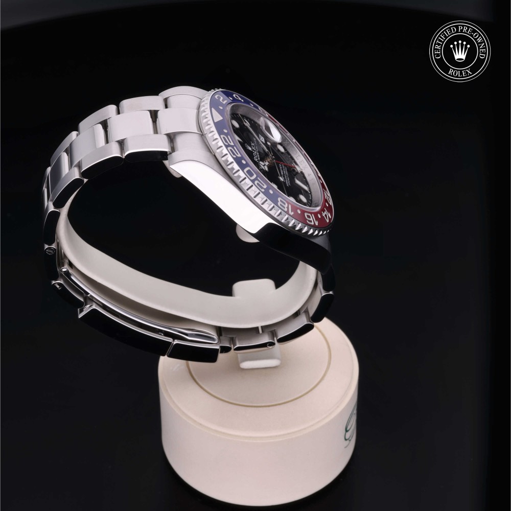 rolex-certified-pre-owned-GMT-Master II-40 mm-Oystersteel-2022-M126710BLRO-0002
