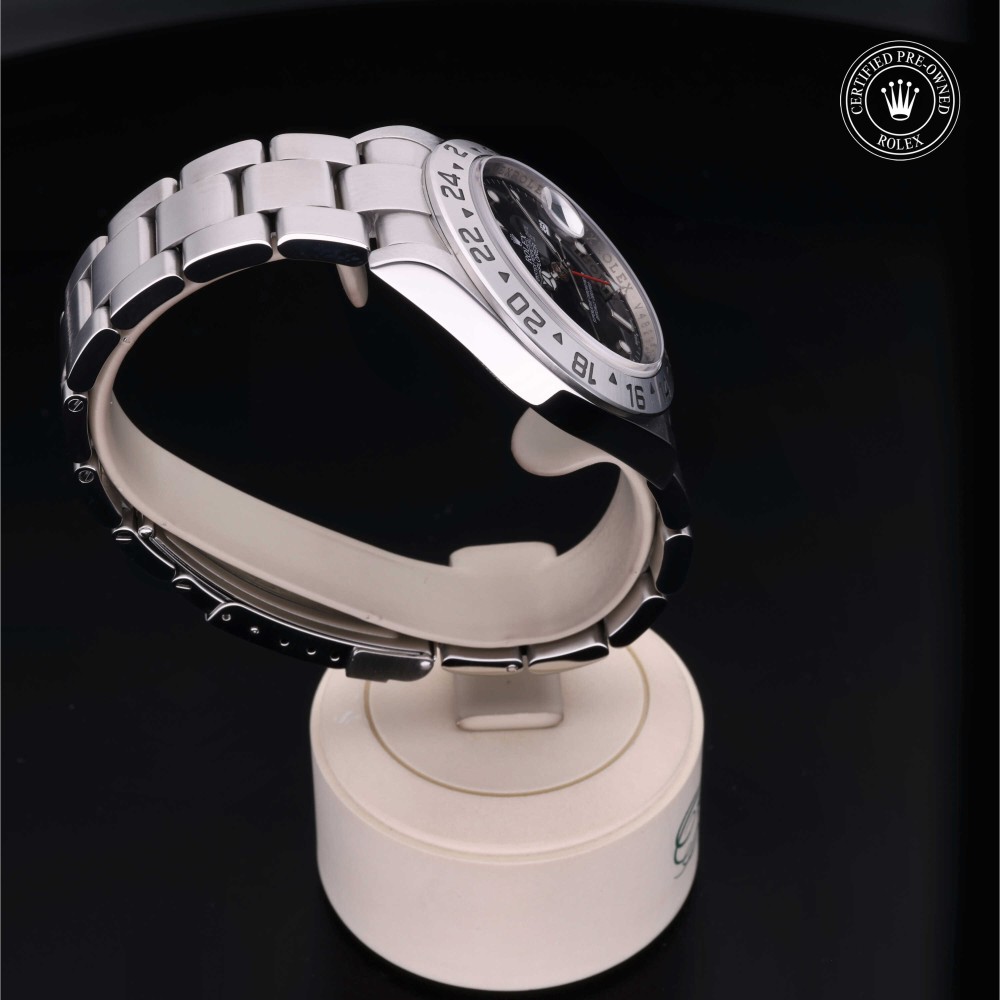 rolex-certified-pre-owned-Explorer II-40 mm-Oystersteel-2009-M16570-0005