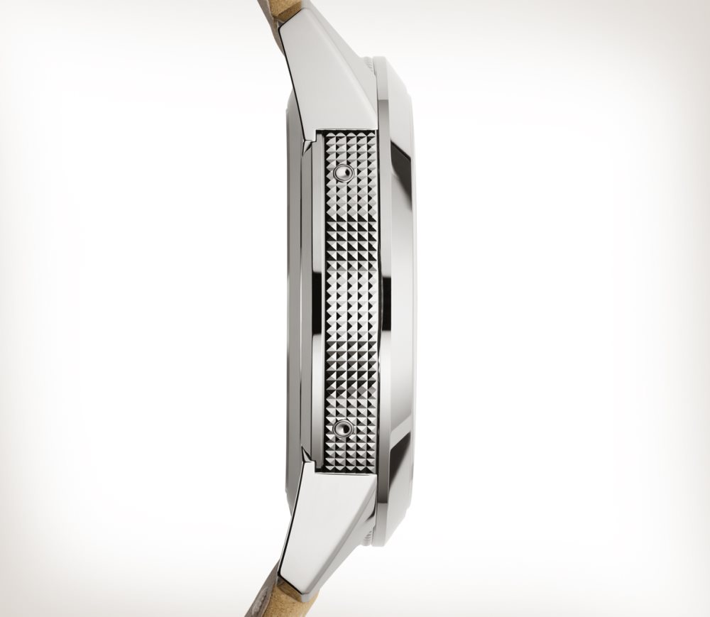 Complications 5326G-001