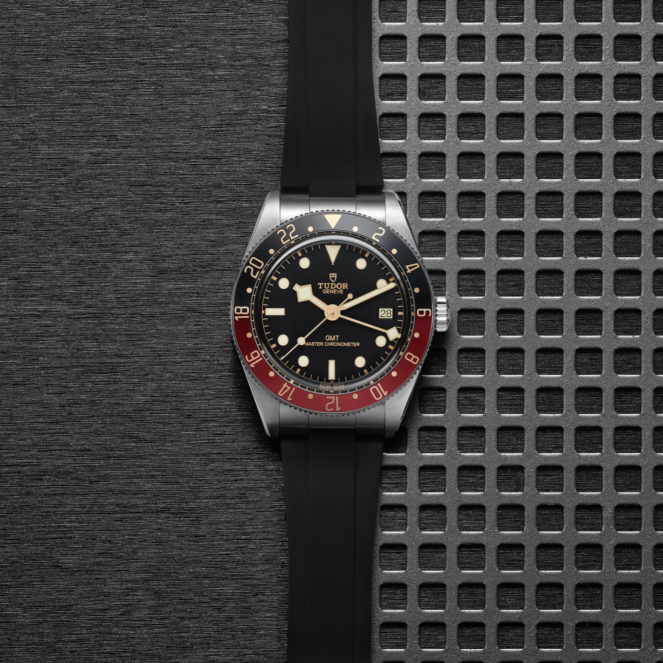 TUDOR Black Bay 58 GMT 39mm stainless steel case with polished and satin finishes - M7939G1A0NRU-0002 at Prestons