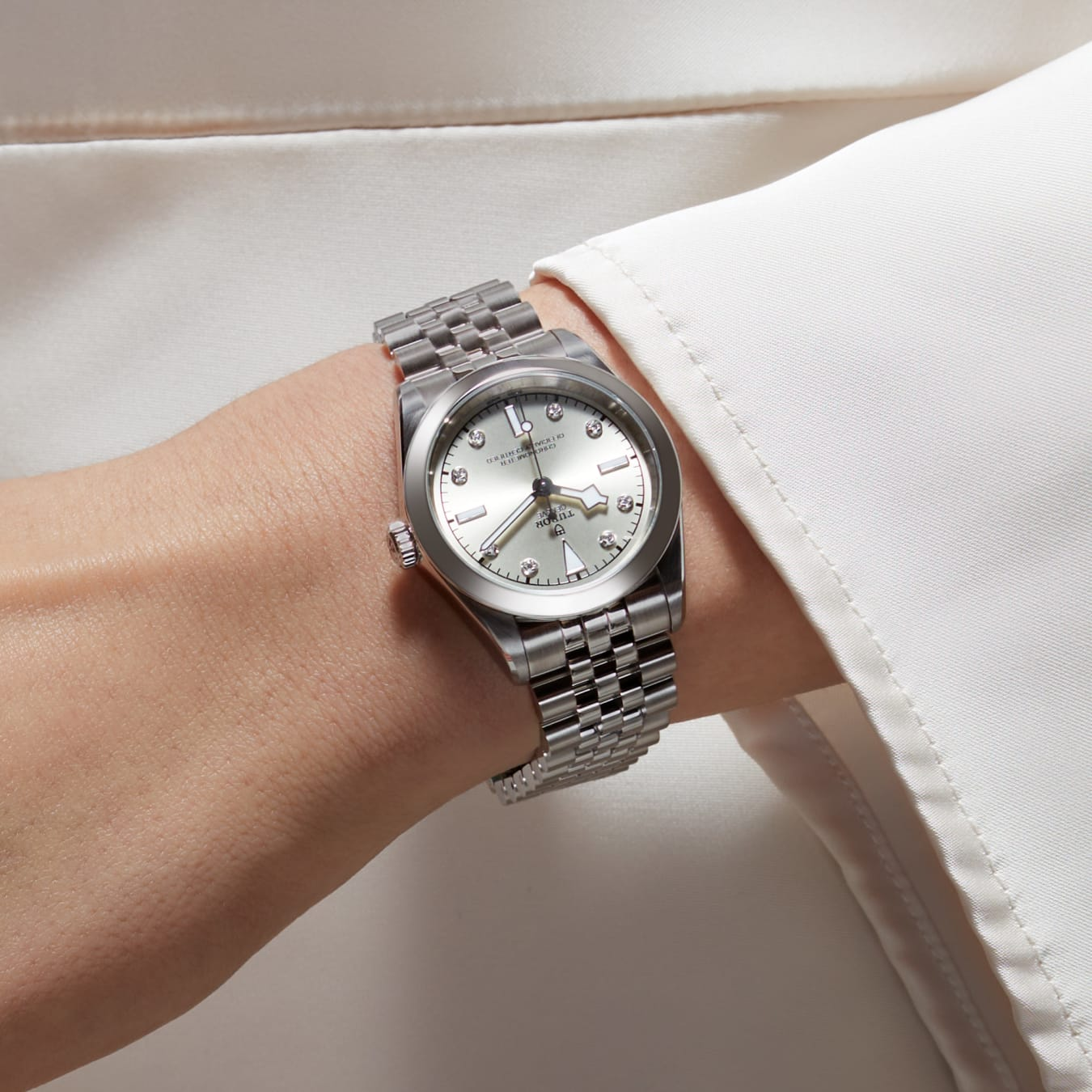 TUDOR Black Bay 31 31mm stainless steel case with polished and satin finish - M79600-0006 at Prestons