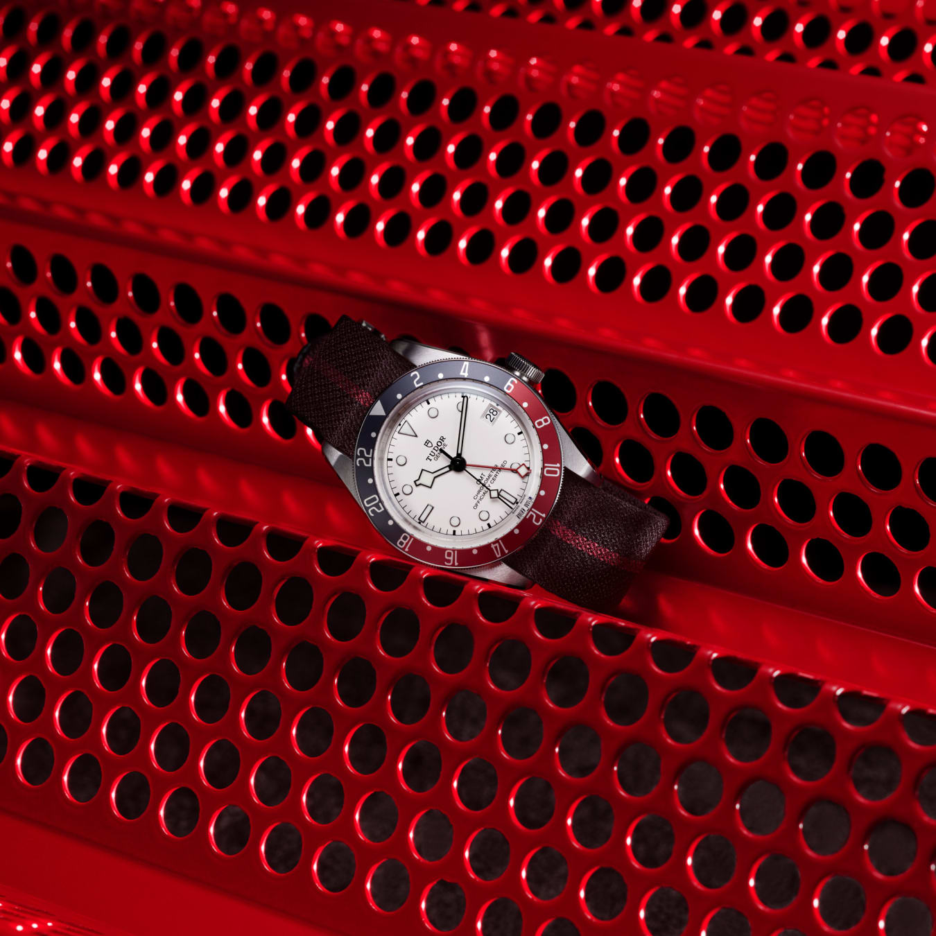 TUDOR Black Bay GMT 41mm steel case with polished and satin finish - M79830RB-0012 at Prestons