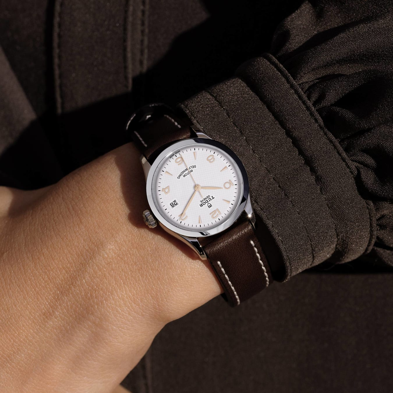 TUDOR 1926 28mm steel case with polished finish - M91350-0012 at Prestons