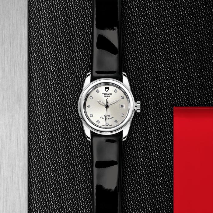 TUDOR Glamour Date