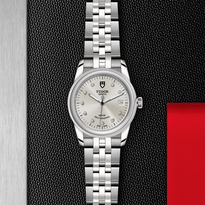 TUDOR Glamour Date