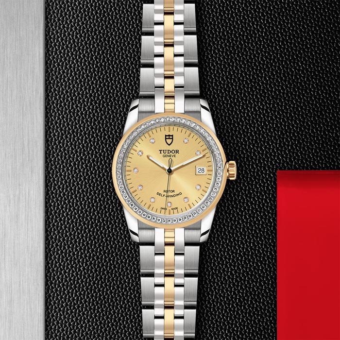 TUDOR Glamour Date