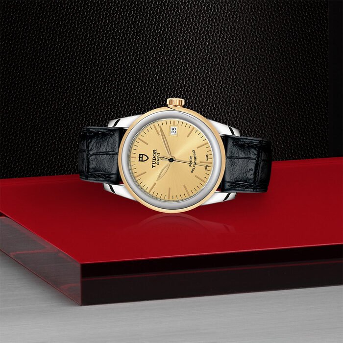 TUDOR Glamour Date