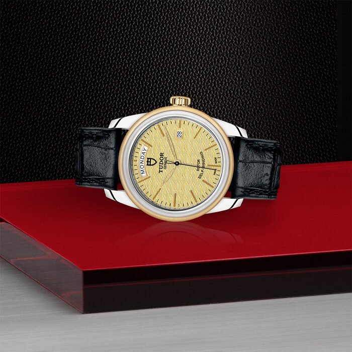 TUDOR Glamour Date+Day