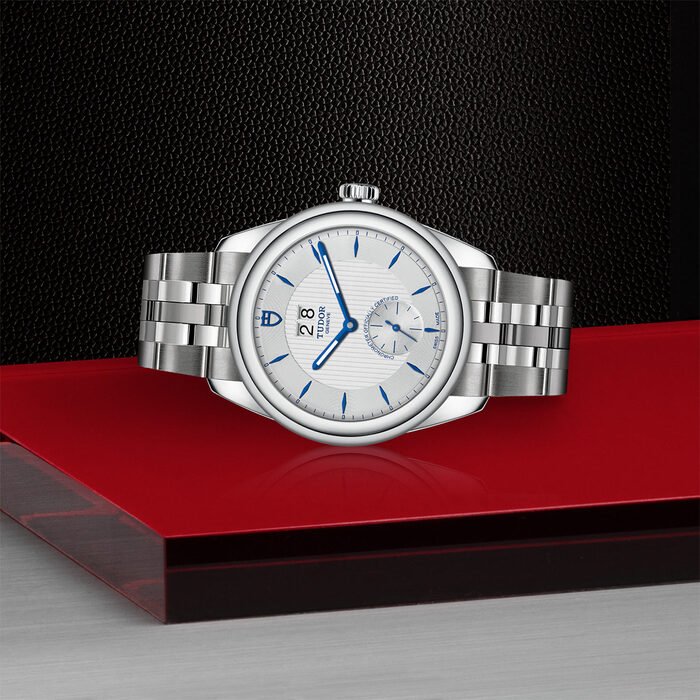 TUDOR Glamour Double Date