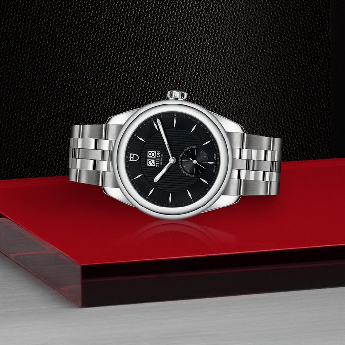 TUDOR Glamour Double Date